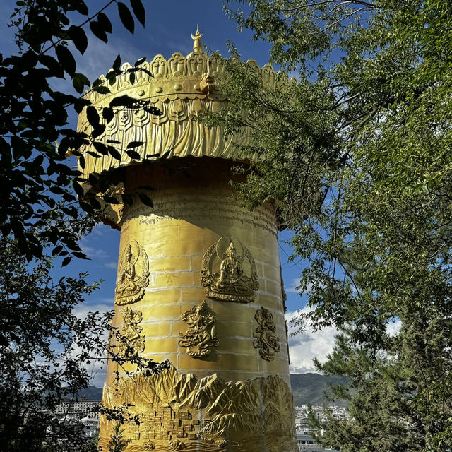Road trip into Shangri-La