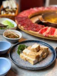 360度旋轉吃肉 實現牛肉自由 