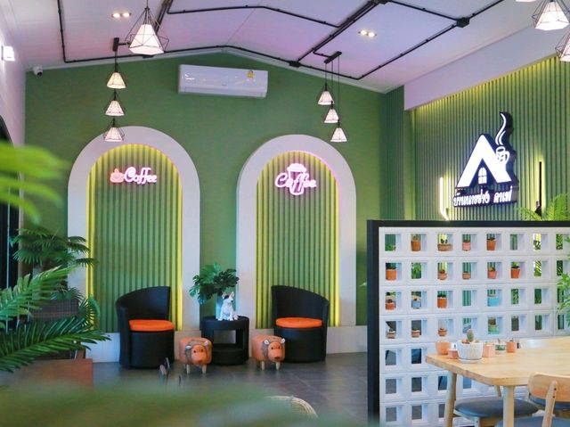 แวะมาทานกาแฟบ้านนายช่าง