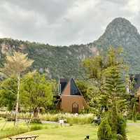 IKO Camp & Cafe เพชรบุรี จิบกาแฟชมวิวเขาอีโก้ ⛰️