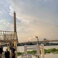 กินลมชมสะพาน Khinlomchomsaphan  
