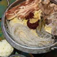 金巴利道韓國菜餐廳，足料特色燉煮拼盤