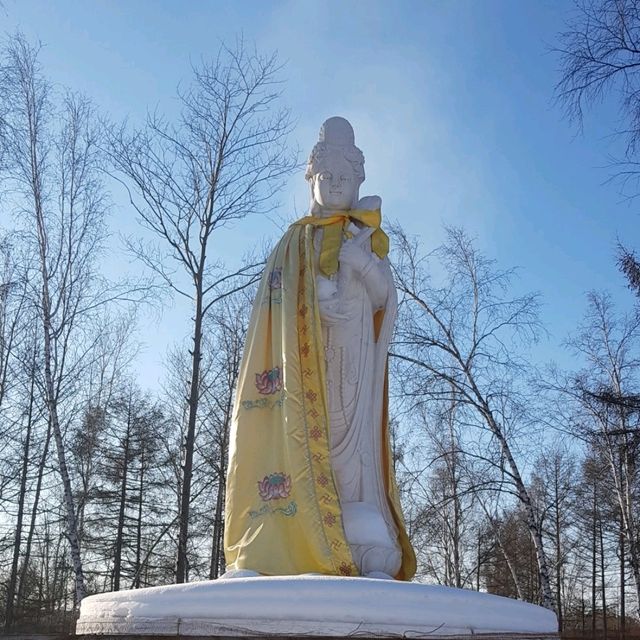 องค์เจ้าแม่กวนอิม โม่เหอ Linhaiguanyin Mountain