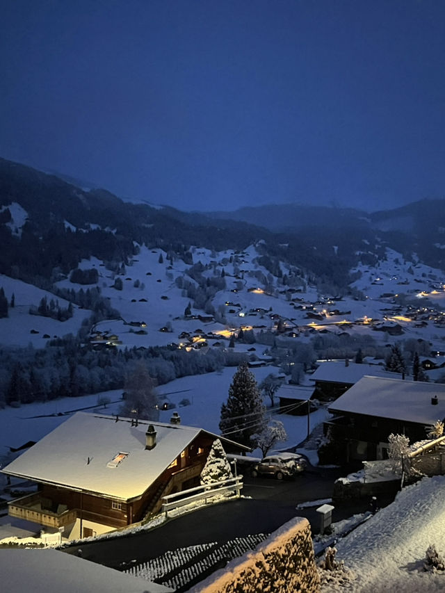 Grindelwald - First Cliff Walk แบบหิมะฉ่ำๆ