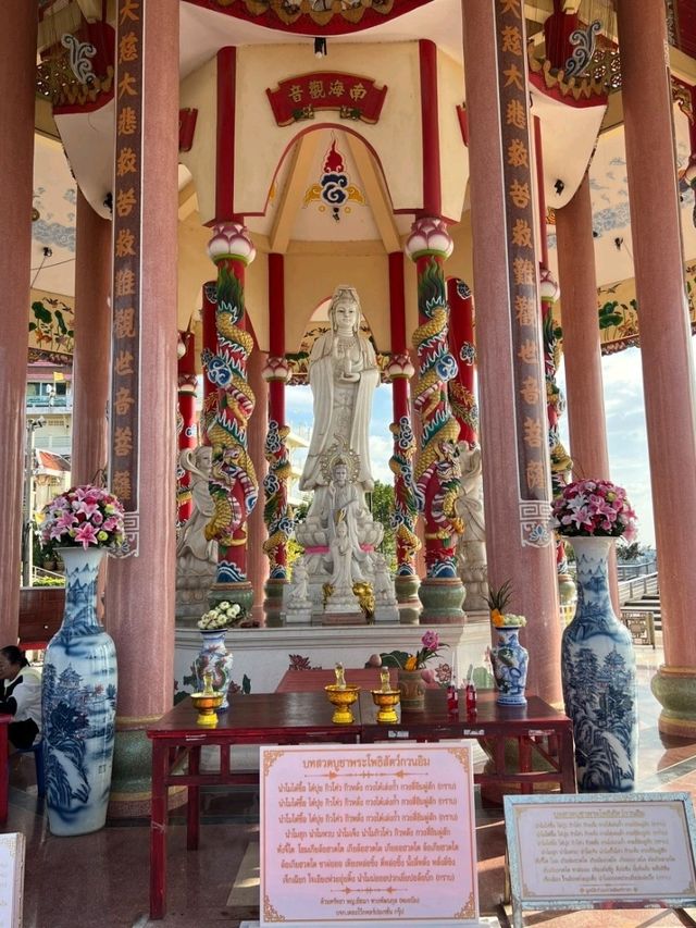 วัดเกาะลอย