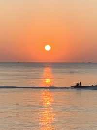 Sunset in Sunset Town – magic on the horizon! 🌅