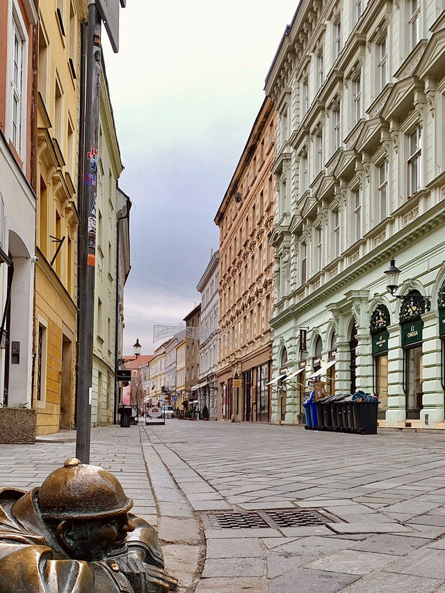 Bratislava QUAINT City Centre - Perfect Day Trip 🥹❤️