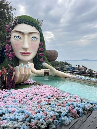 Three Mermaids Seaside View Cafe on Pratumnak Hill, Pattaya