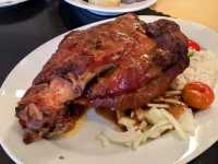 捷克CK小鎮的啤酒廠餐館 Pivovarská Restaurace，大口喝酒、大口吃肉！