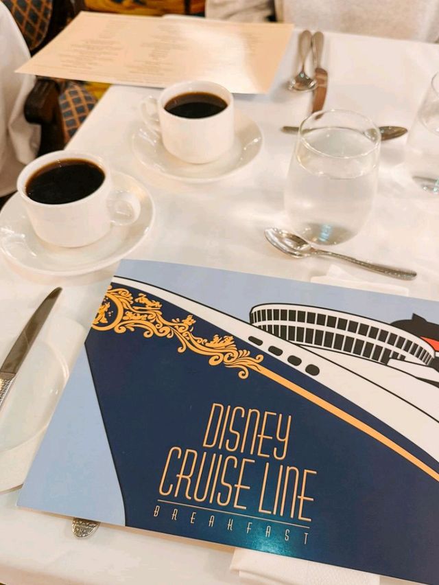 🚢✨ Disney Cruise: A Magical Adventure at Sea! 🏰⚓