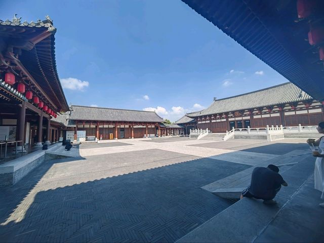 Deshou Palace