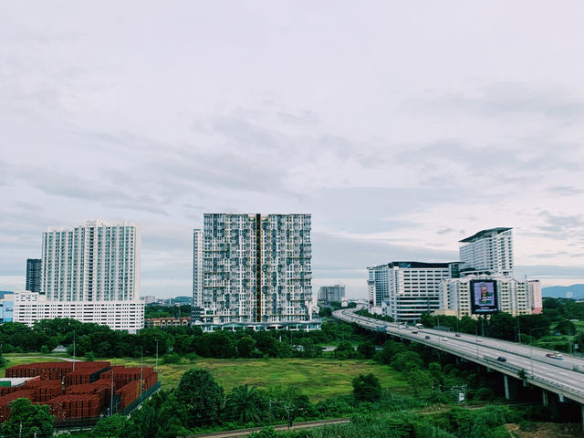 Shah Alam in Motion: A V Residensi 2 View! 🌇