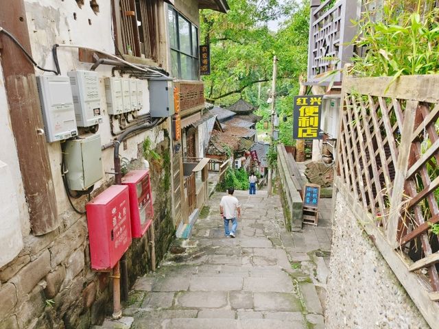 重慶-洪崖洞（5A景區，夜景超美）