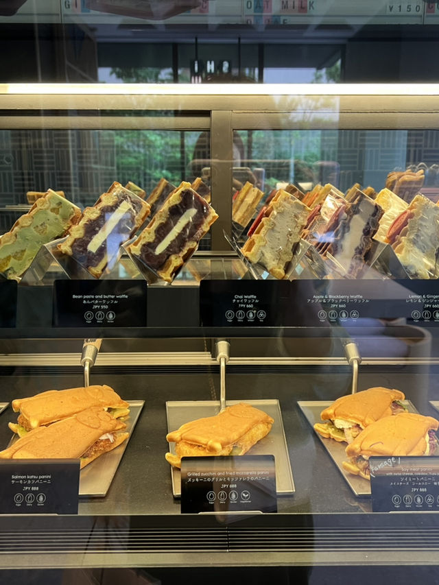 Shibrewya: A Stylish & Casual Café in Shibuya