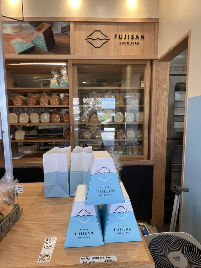 河口湖必吃！富士山造型布丁與吐司，口感超驚豔🍮🍞✨