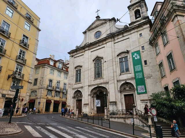 [🇵🇹リスボン] リスボン散策: 歴史を刻むリスボン大聖堂と地震の記憶