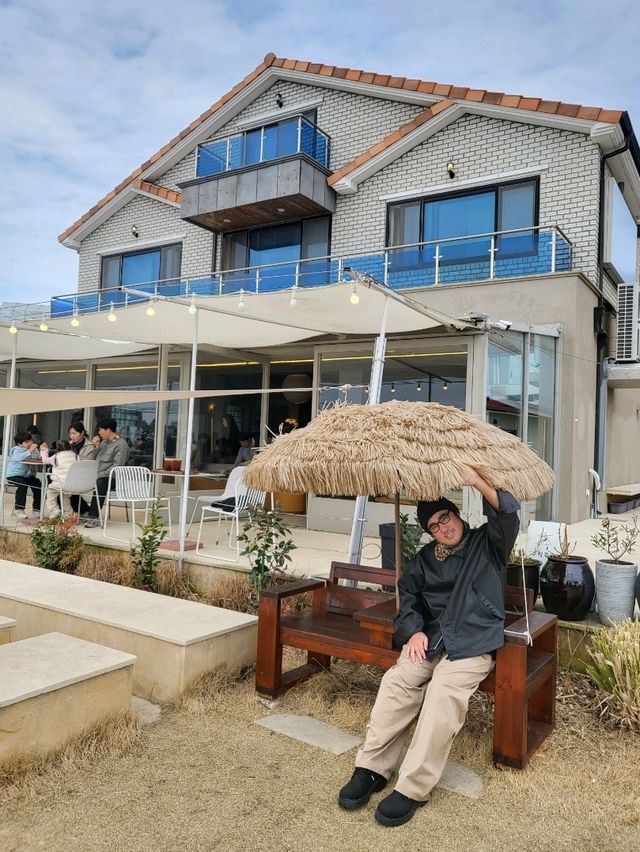 휴양지 감성가득 서해바다 부안카페