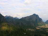 Vang Vieng เสน่ห์เมืองลาว