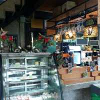 🌹🌻เอื้องหลวงจันท์ รีสอร์ท & คาเฟ่ดอกไม้🌸🌼