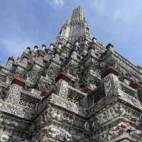 【バンコク🇹🇭】夜明けの象徴🌙ワット・アルン
