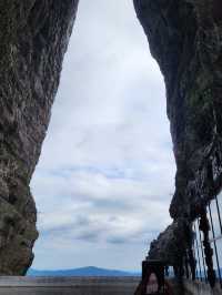 Where Earth touches the sky 