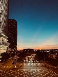 🏙️** 中環夜景：璀璨高樓大廈的魅力**🏙️
