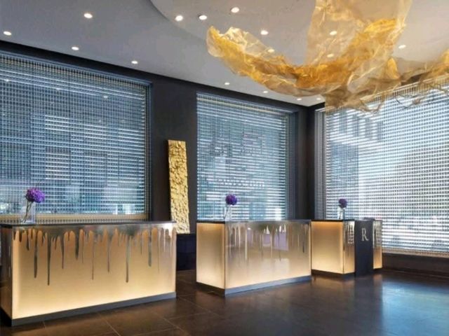 鬧中取靜的優質酒店---蘇黎世大廈萬麗酒店 Renaissance Zurich Tower Hotel