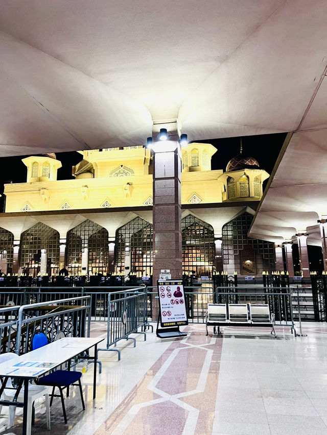 Putra Mosque: Pink Icon of Spiritual and Architectural Grace