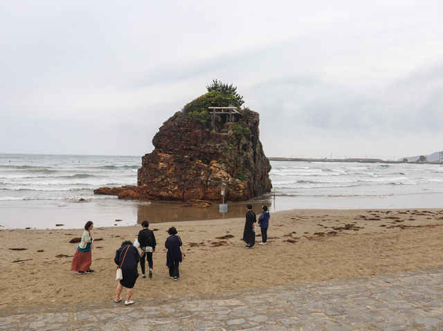 【島根県】 八百万の神々を迎える神事の浜『稲佐の浜』🌊