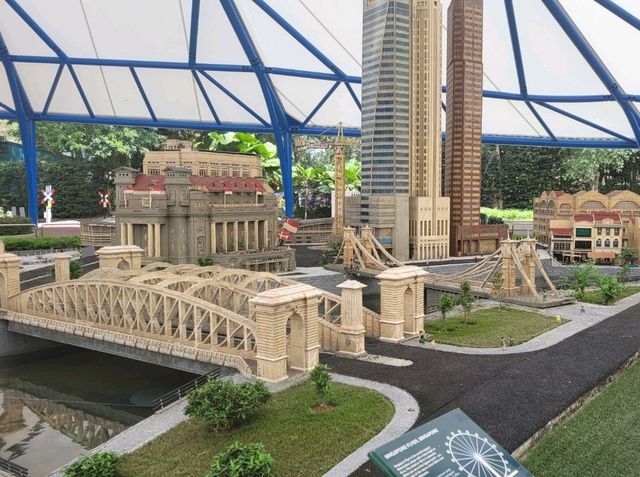 Brick by brick, we built the world: Miniland