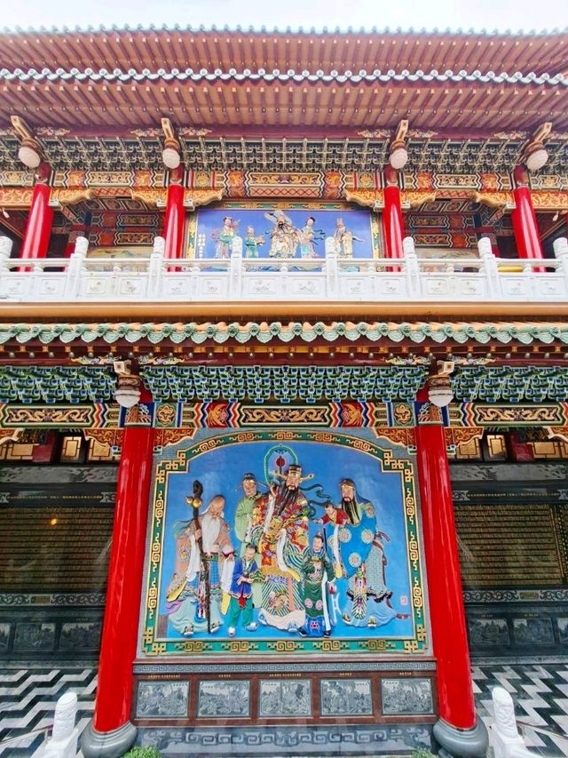 สีแดงแรงฤทธิ์ Sanfeng Temple✨️