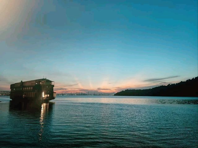 Queens waterfront 
