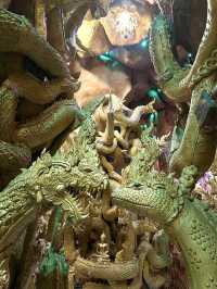 ✨カラフルな龍のトンネルをくぐって、神秘の寺「ワット・マニーウォン」へ🌈🐲