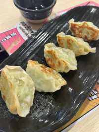 Exploring the foods in Hat Yai Village