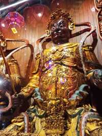 วัดเล่งเน่ยยี่ เยาวราช