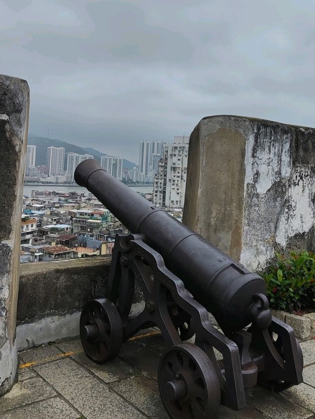 從珠海拱北口岸進澳門半日遊
