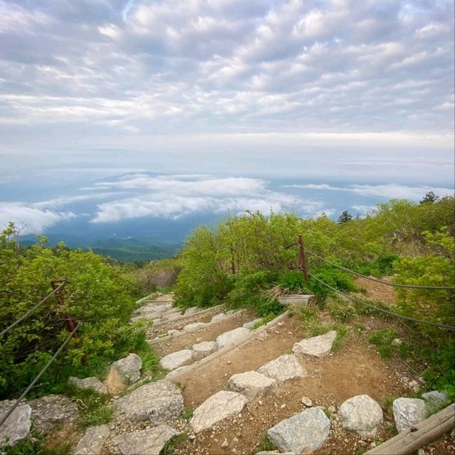 Seoraksan’s Southern Right, Less Crowds, All the Wow