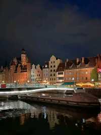 🇵🇱✨ Europe 🌍 Gdańsk – Poland’s Colorful Treasure Without Breaking the Bank! ✨🇵🇱