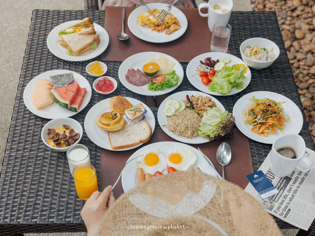 รีสอร์ตสไตล์ทรอปิคอล บรรยากาศร่มรื่น 