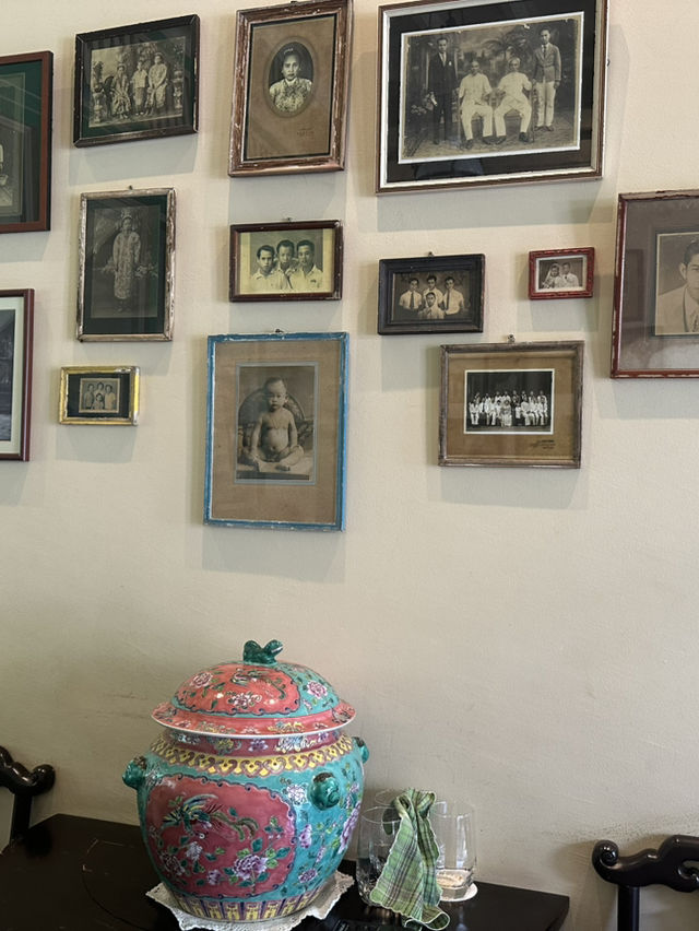 The Charm Dining Gallery – A Heritage Dining Spot in Phuket Old Town