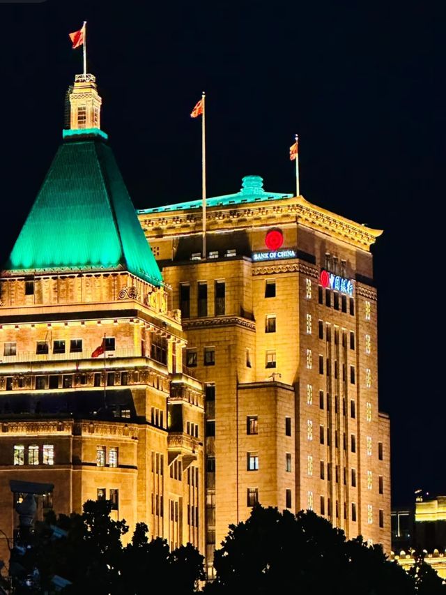 Shanghai’s Bund for Shutterbugs: Capture Magic Without Breaking the Bank