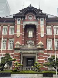“도쿄 하루 감성 루트: 츠키지 먹방 → 멜론 디저트 → 도쿄역 출사”