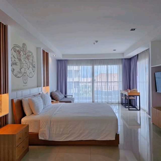 โรงแรมติดทะเล หาดดงตาล จอมเทียน พัทยา
