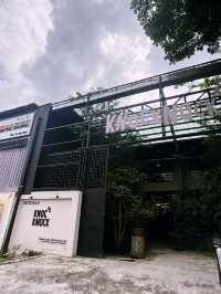 Gourmet in a Container vibe – Knock Knock Café Hits Different”