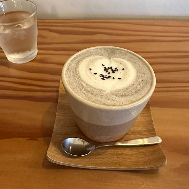 【日本・兵庫🇯🇵】淡路ののんびりできる猫カフェ