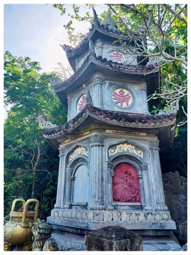 ภูเขาหินอ่อน (Marble Mountains) @ ดานัง