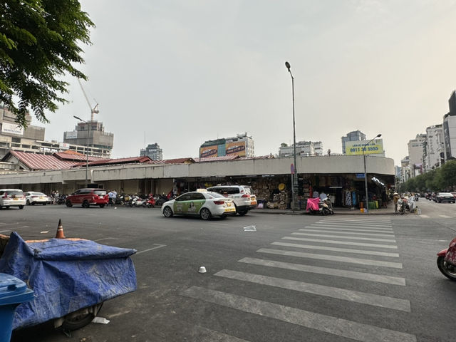 ตลาด Ben Thanh Market 🛍️