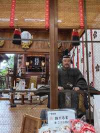 去京都摸下發達牛