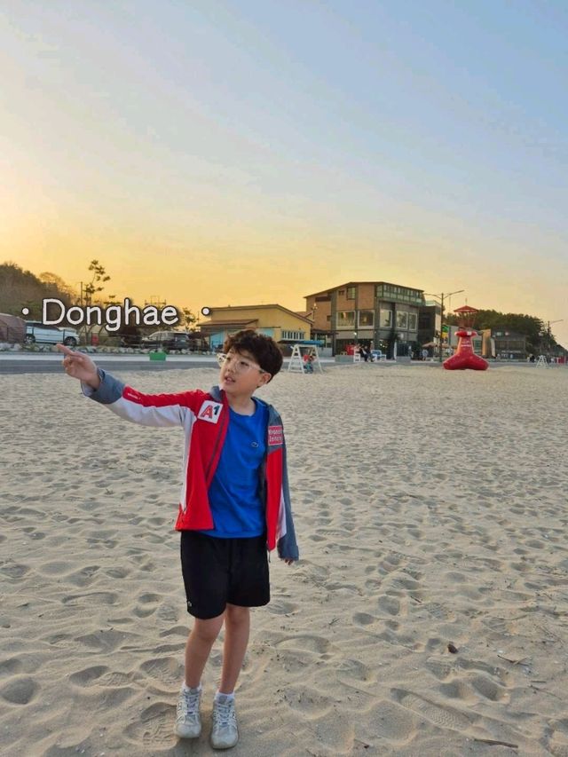 기암괴석과 해변의 조화💙추암해변
