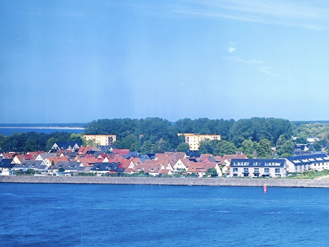 Warnemünde, Germany: A Charming Coastal Escape! 🇩🇪🏖️